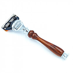 Rasoir avec manche en bois de mirabellier et lame Gillette fusion 5.
