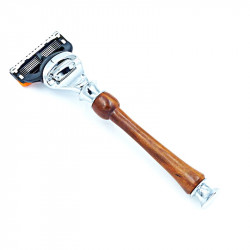 Rasoir avec manche en bois de mirabellier et lame Gillette fusion 5